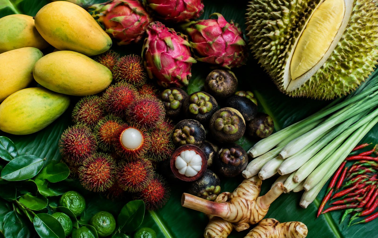Thailändska frukter och grönsaker
